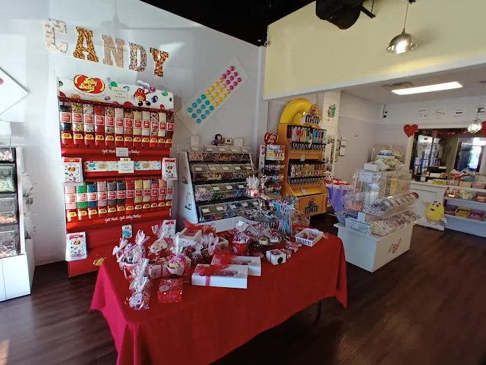 Anna Bananas Candy Picture 2