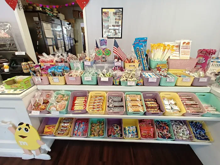 Anna Bananas Candy Picture 6