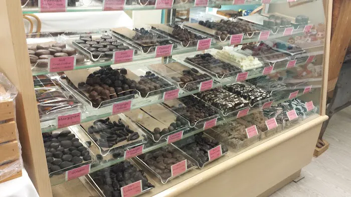 Lucille's Own Make Candies Picture 3