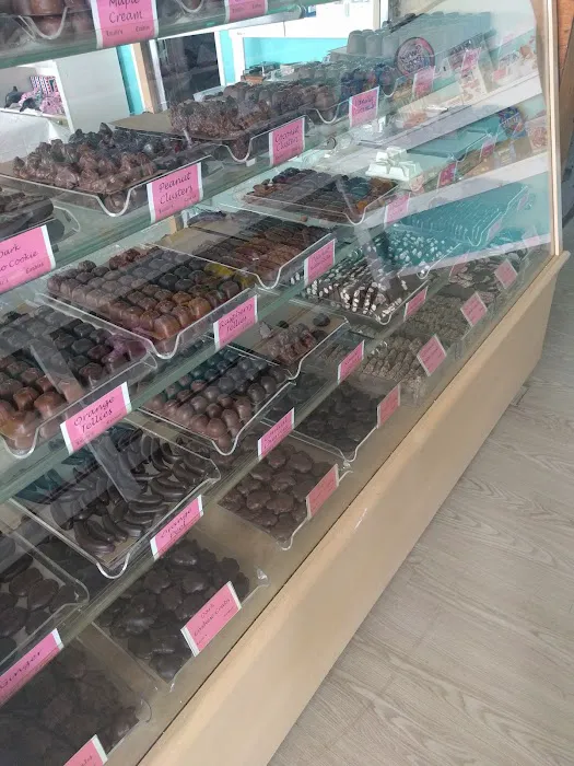 Lucille's Own Make Candies Picture 9
