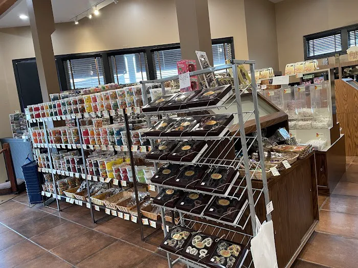 Stutz Candy Company Picture 8