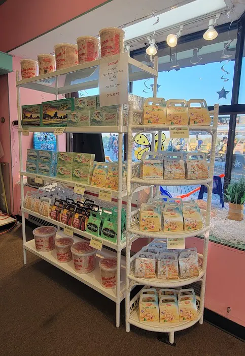 Fralinger's Original Salt Water Taffy Picture 6
