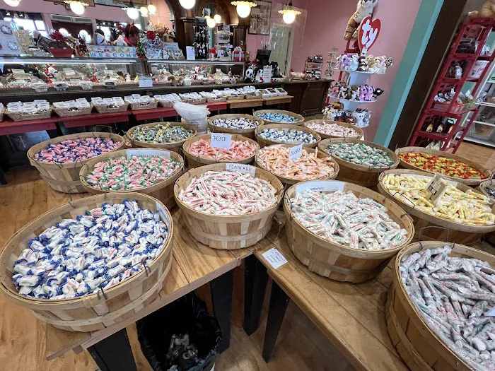 Fralinger's Original Salt Water Taffy Picture 7