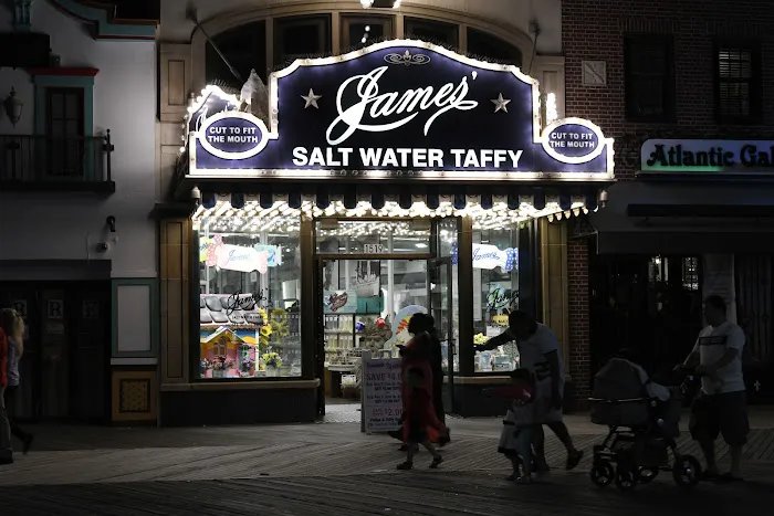 James' Original Salt Water Taffy Picture 10