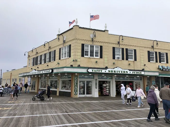 Shriver's Salt Water Taffy & Fudge Picture 4