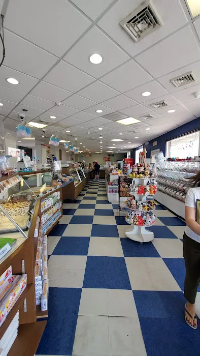 Steel's Fudge Inc. Picture 4