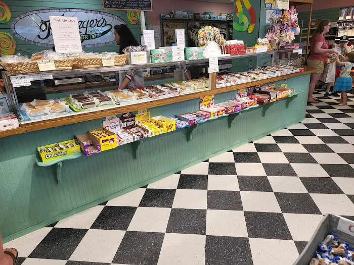 Fralinger's Original Salt Water Taffy Picture 1