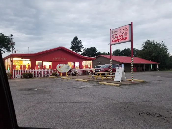 The Red Berry's Candy Shop Picture 7