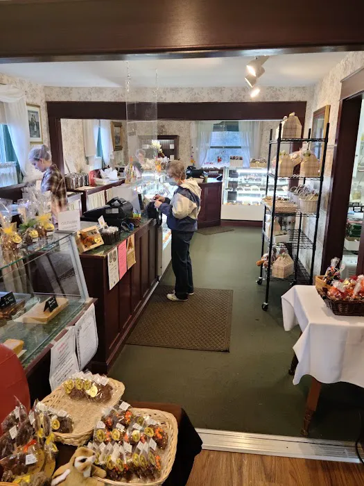 White House Chocolates Ltd Picture 3