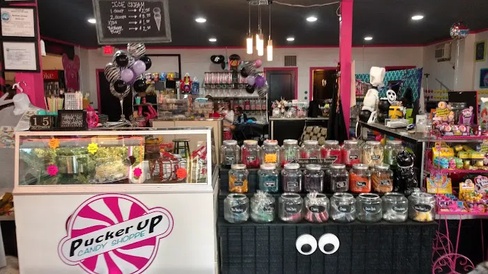 Pucker Up Candy Shoppe Picture 1