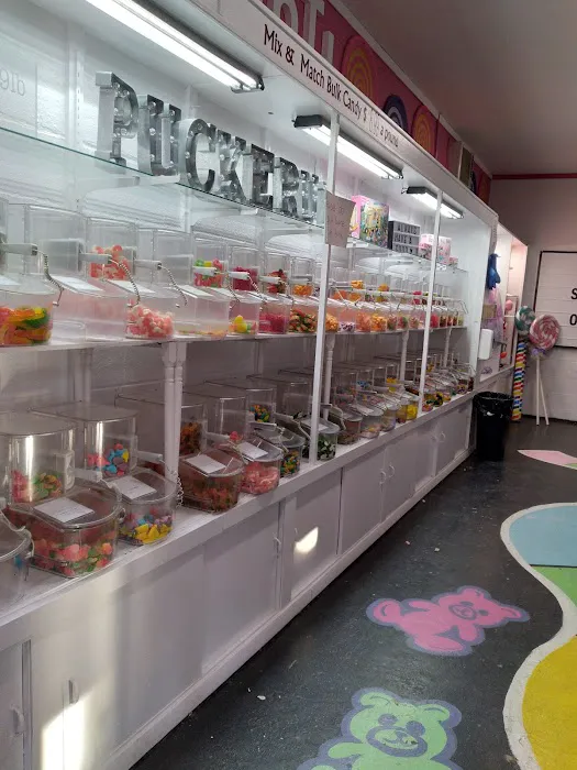 Pucker Up Candy Shoppe Picture 8