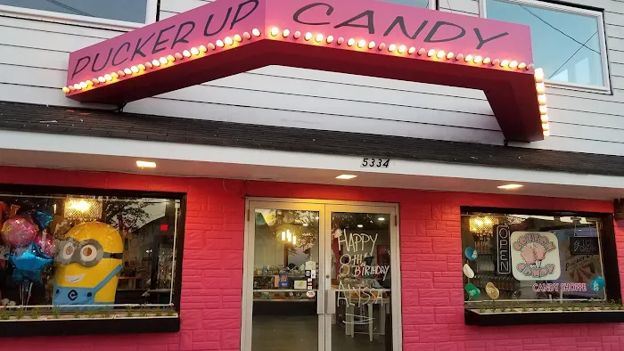 Pucker Up Candy Shoppe Picture 2