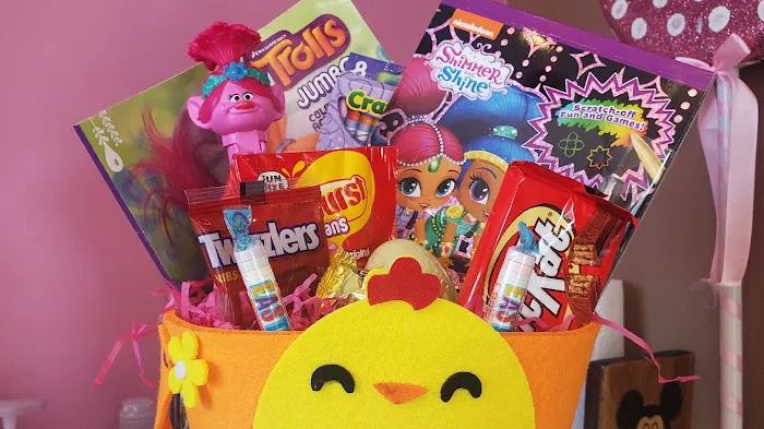 The Kandy Kupboard Candy Store Picture 7