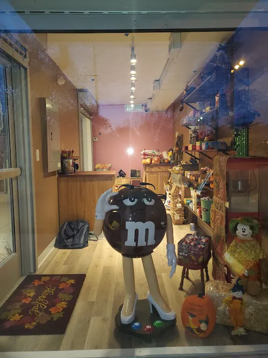 The Kandy Kupboard Candy Store Picture 8