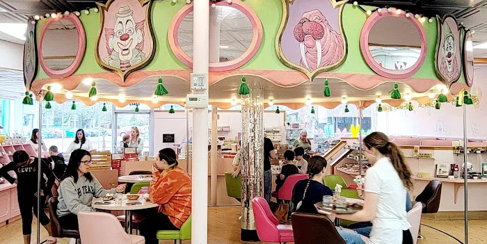 Malley's Chocolates & Ice Cream Parlor Picture 10