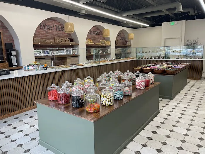 The Nut Shop Picture 5