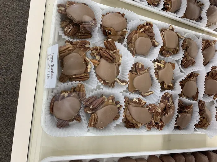 Suzin L Chocolatier Picture 10