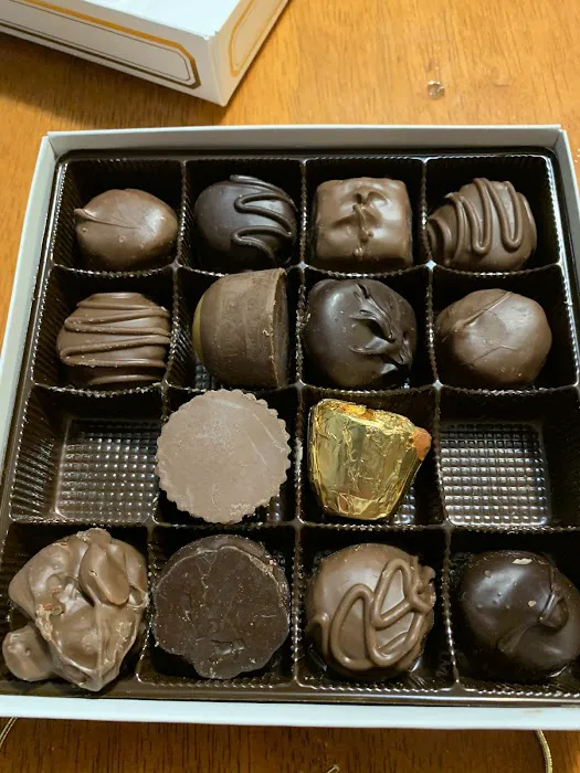 Faroh's Candies and Gifts ( Lorain, OH ) Picture 1