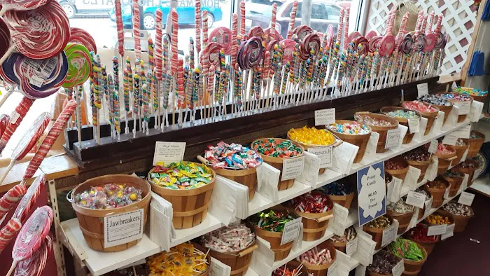 Brummer's Homemade Chocolates Picture 7