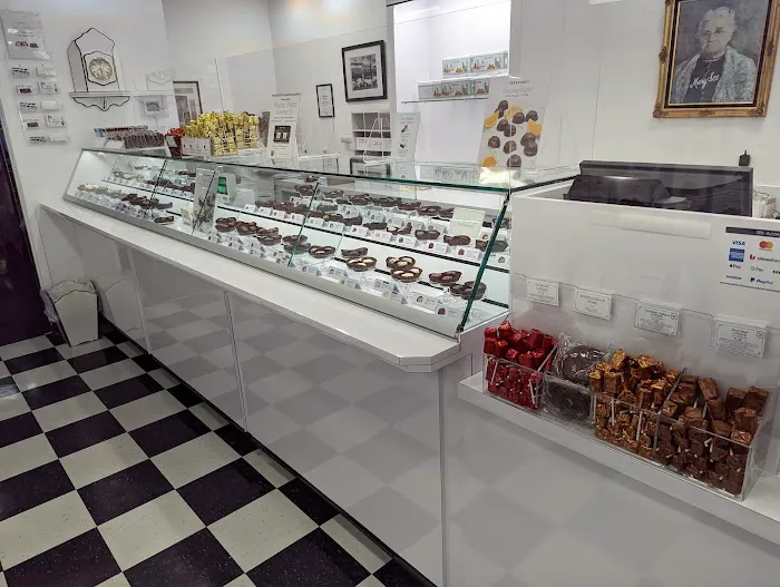 See's Candies Picture 10