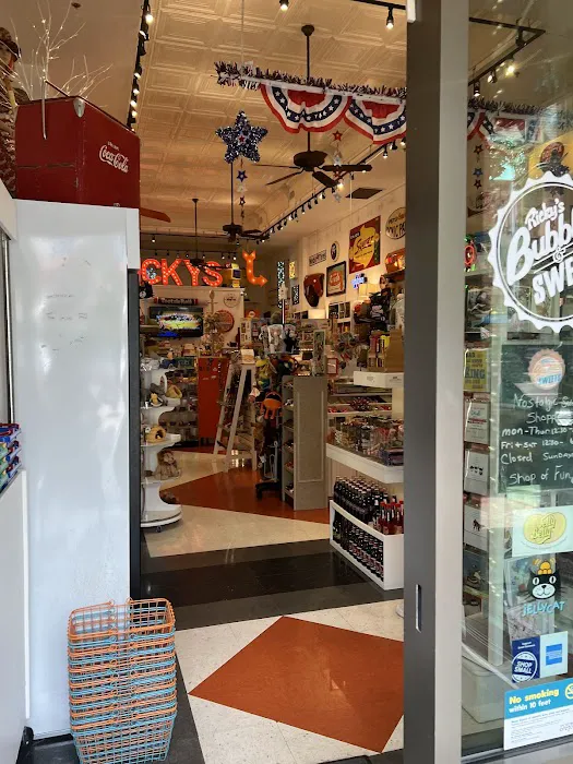 Ricky's Bubbles &Sweets Shoppe Picture 4