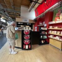 Holl's Handcrafted Swiss Chocolates ico