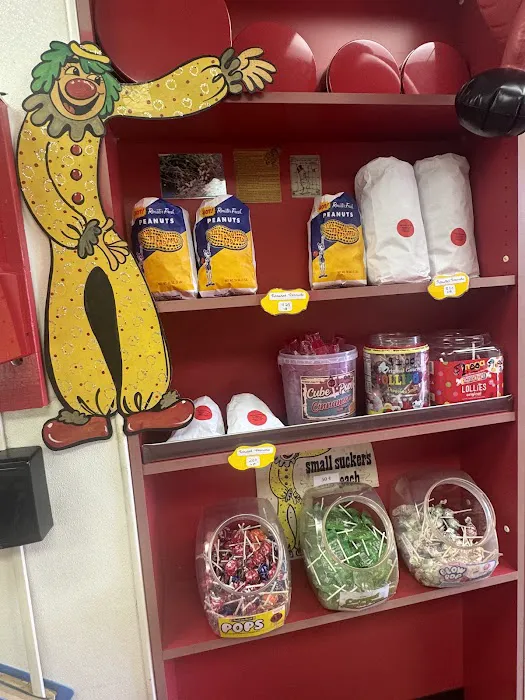 Peanut Shoppe Picture 4