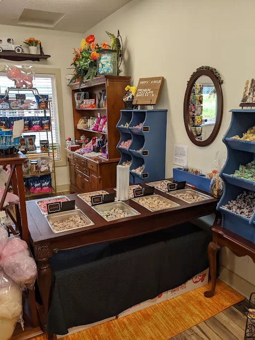 LAKESIDE SWEETS & MORE Picture 3