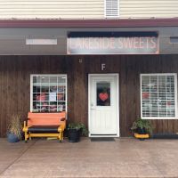 LAKESIDE SWEETS & MORE ico