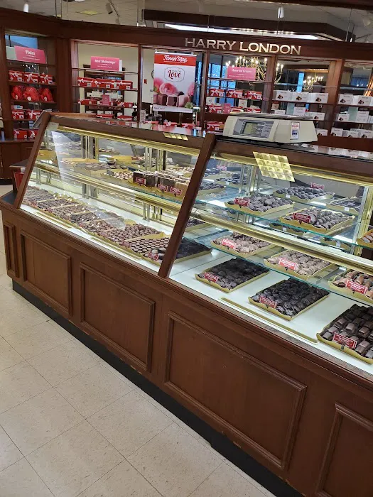 Harry London Candies Inc Picture 6