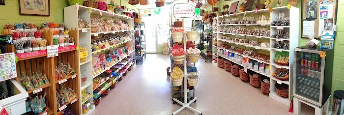 The Candy Cottage & Gourmet Picture 6