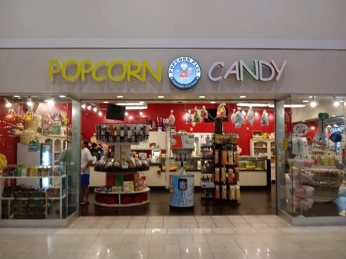 Popcorn Plus - Edgewater Mall Picture 5