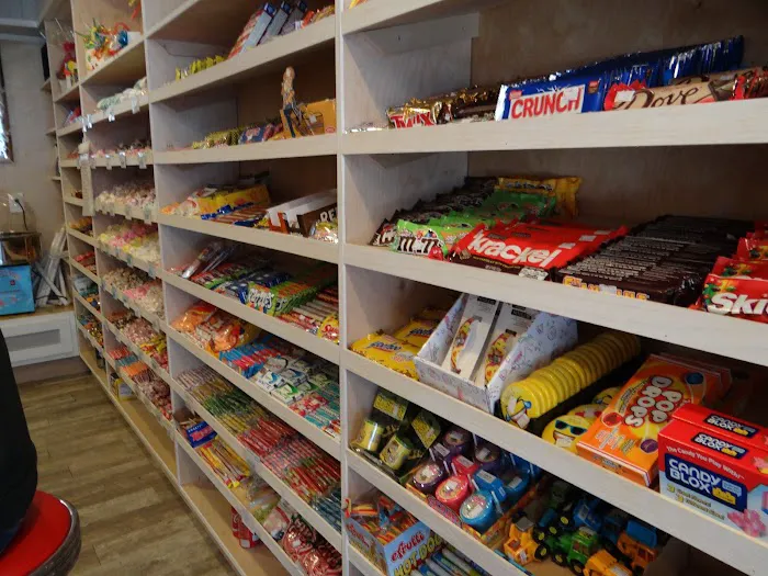 The Candy Bar Picture 4