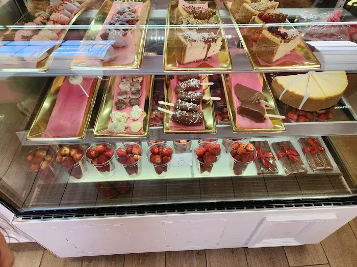 Strawberry By Lemon Picture 9