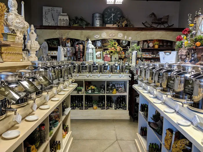 Love at First Bite Picture 8