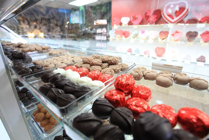 Florence's Exquisite Chocolates & Candies Picture 7
