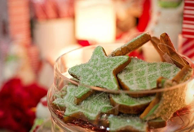 How Candy Influences American Holiday Traditions: Sweetening Celebrations