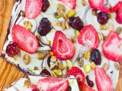 How to Make Chocolate Bark Inspired by Seasonal Flavors