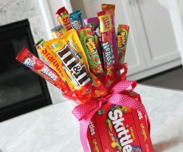 DIY Candy Bouquets for Valentine’s Day: A Sweet Gift Idea