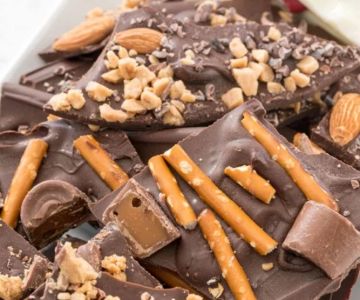 How to Make Easy Chocolate Bark for Holidays | Gaias Candy