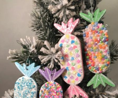 Candy-Themed Crafts for Christmas Gift Giving: Creative Ideas