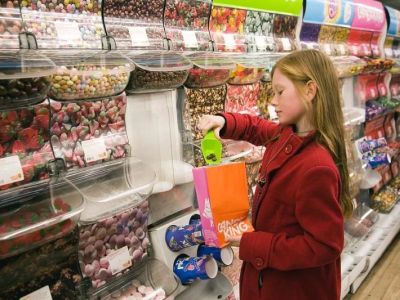 How Candy Influences American Childhood Memories