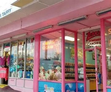 Exploring the Best Small Candy Shops in Florida: Hidden Sweet Spots