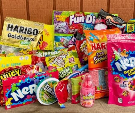 How Candy Shapes American Pop Culture Today: Sweet Influence & Trends