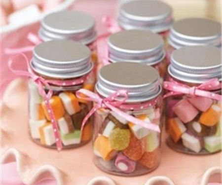 DIY Candy Jar Favors for Weddings and Parties: Sweet and Personalized Ideas