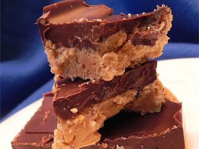 How to Make Peanut Butter Chocolate Treats - A Sweet and Simple Recipe