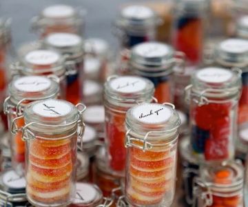 DIY Candy Favors for Weddings: Creative and Personalized Ideas