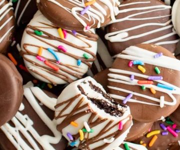 How to Make Homemade Chocolate-Covered Oreos