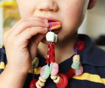 DIY Candy Necklaces: Fun for Kids’ Crafts