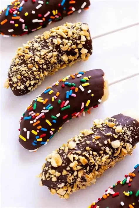 How to Make Chocolate-Covered Banana Treats for Kids